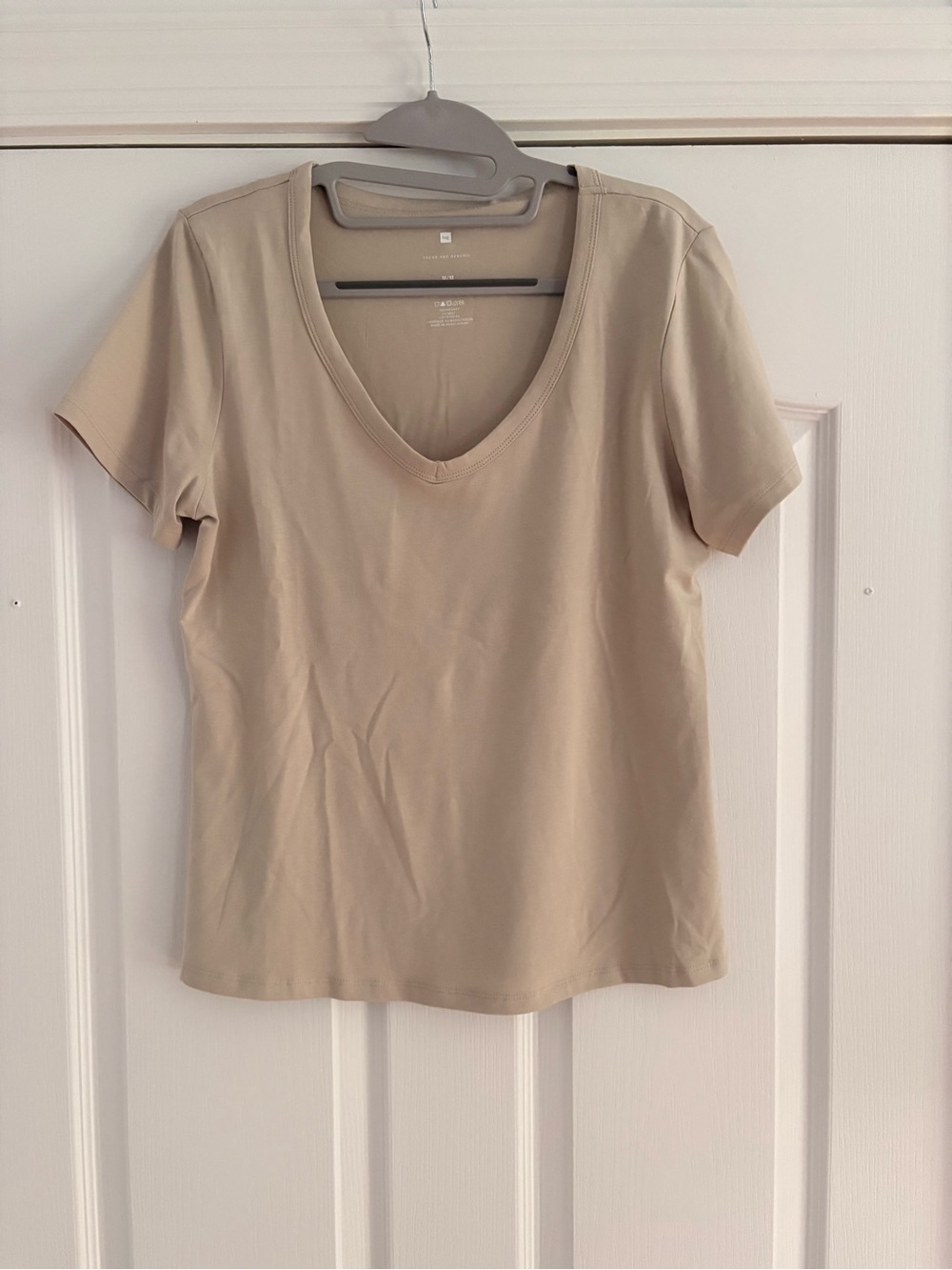 Tag Short Sleeve V-Neck Top - Beige